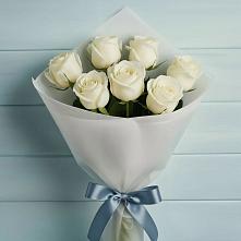 Букет 7 Белых роз Эдлесс Лав в Семеновское