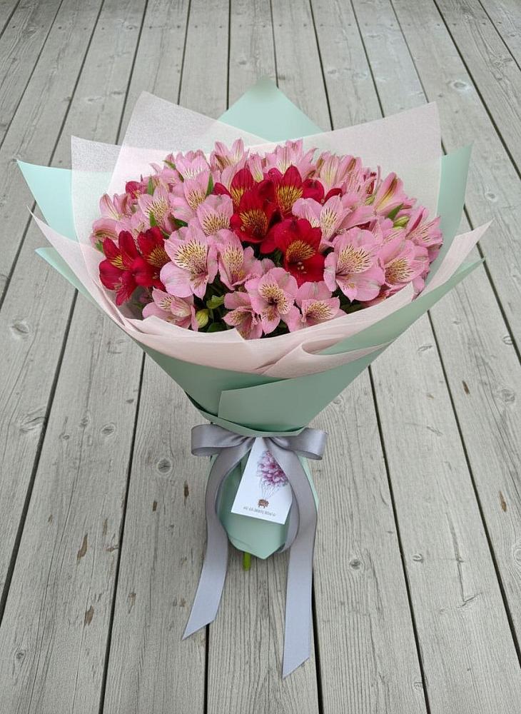 Букет цветов из: Альстромерии в Семеновское