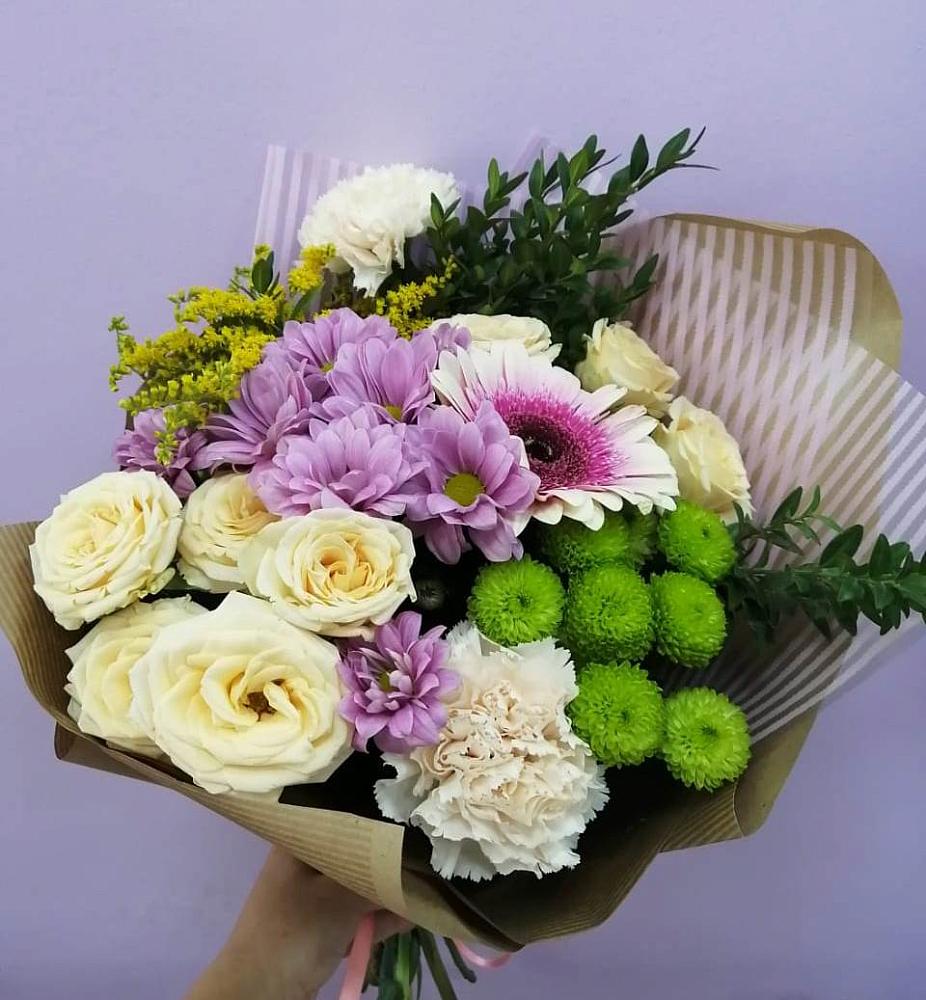 Букет цветов из: Хризантемы, Розы, Гвоздики и Герберы в Семеновское