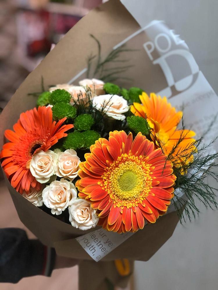 Букет цветов из: Герберы, Хризантемы и Розы в Семеновское