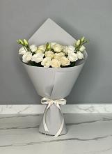 Букет цветов из:  Розы и Лизиантусы в Семеновское